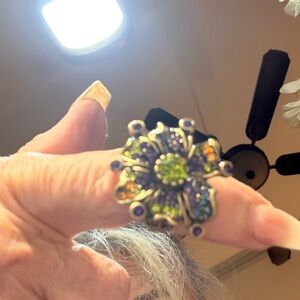 listing-status-banner